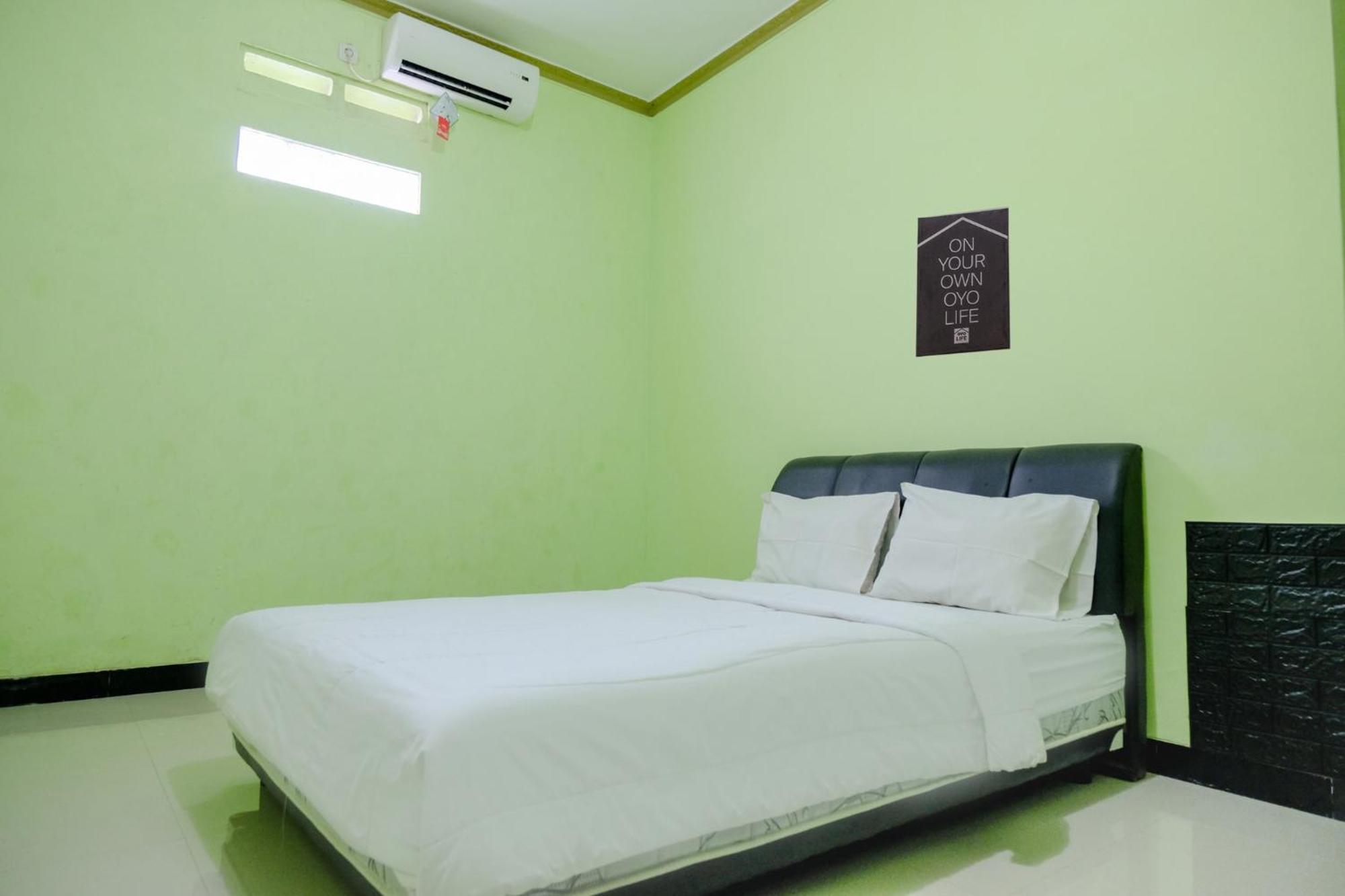 Oyo Life 2508 Alba Suites Homestay Syariah Tulungagung Exterior foto